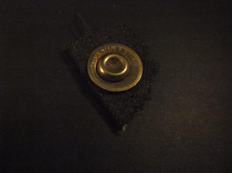 Rijkskleding om knoop mee vast te zetten (type AS 7 760)